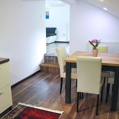 Apartman Nadja&Dani Kulen Vakuf Eksteriør billede